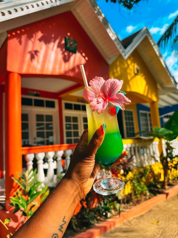 The Boardwalk Village Negril Extérieur photo